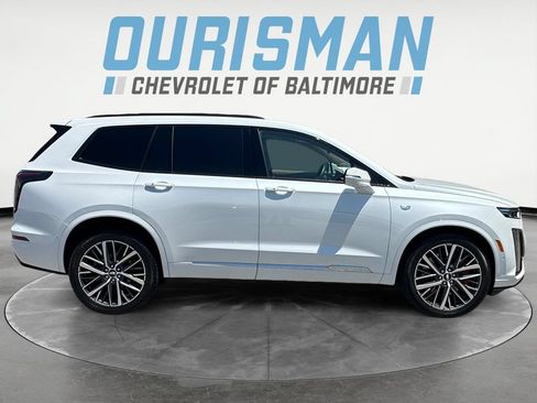 Used 2025 Cadillac XT6 Sport w/ Platinum Package AWD/4WD image 7