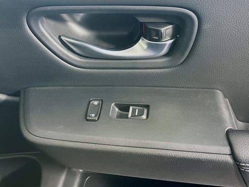 Used 2025 Honda Pilot EX-L image 29