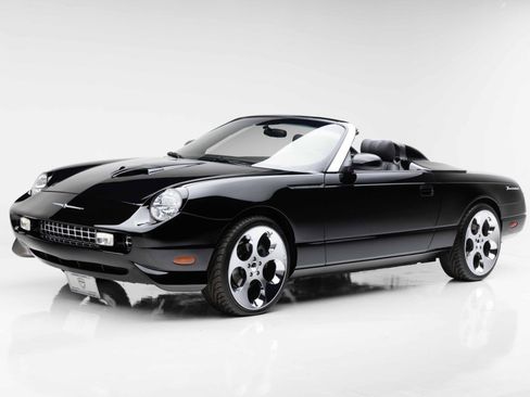 Used 2002 Ford Thunderbird RWD image 9