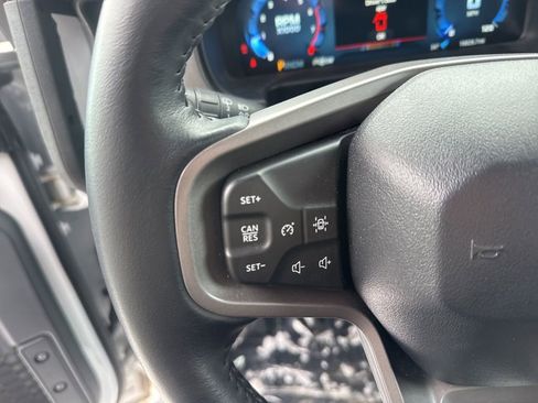 Used 2025 Ford Bronco Big Bend image 11