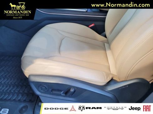 Used 2023 Audi Q8 Premium Plus w/ Premium Plus Package AWD/4WD image 16