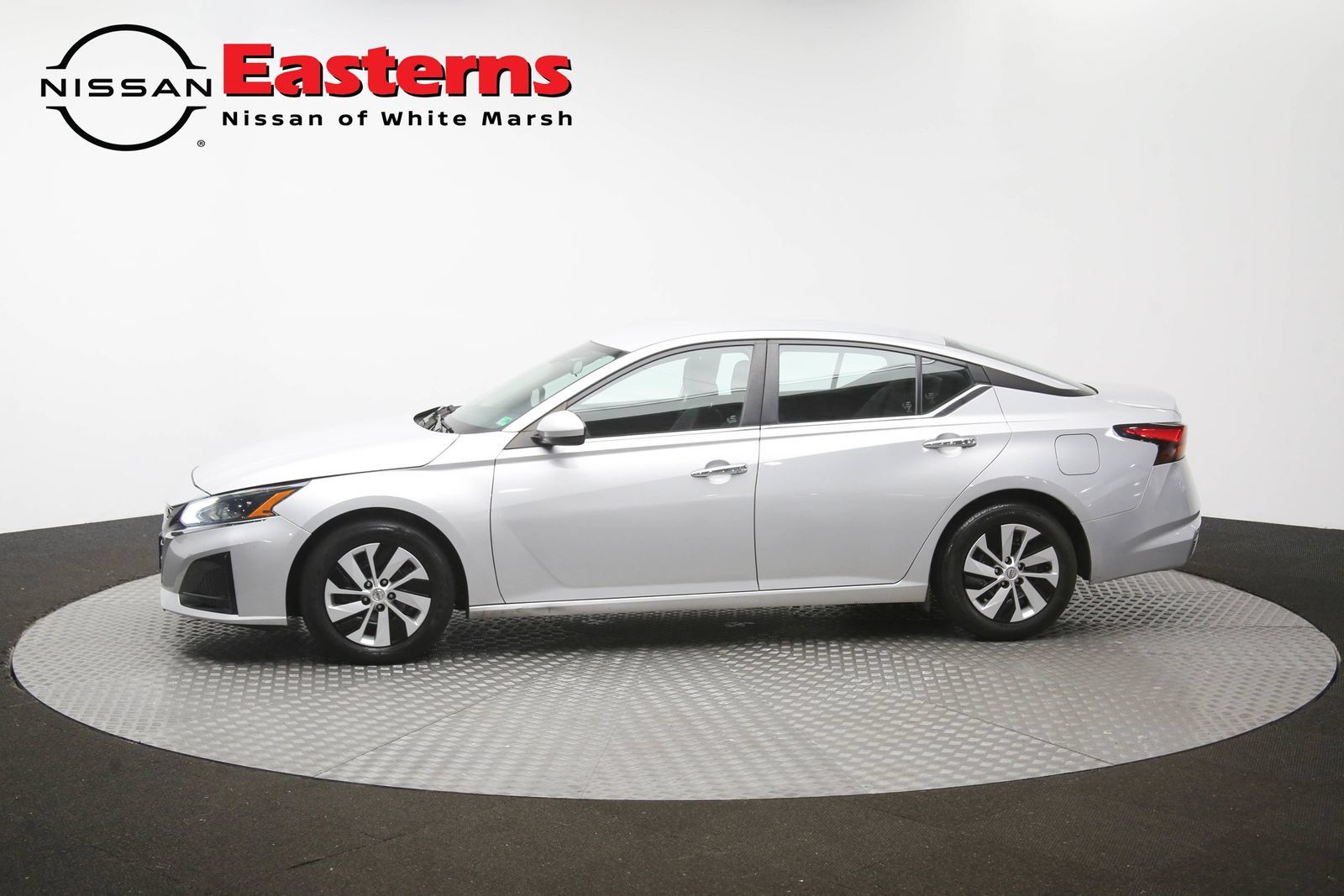 Used 2023 Nissan Altima 2.5 S FWD image 58