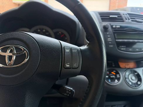 Used 2011 Toyota RAV4 Limited w/ Limited Extra Value Pkg AWD/4WD image 8