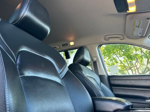 Used 2023 Nissan Pathfinder SL FWD image 20