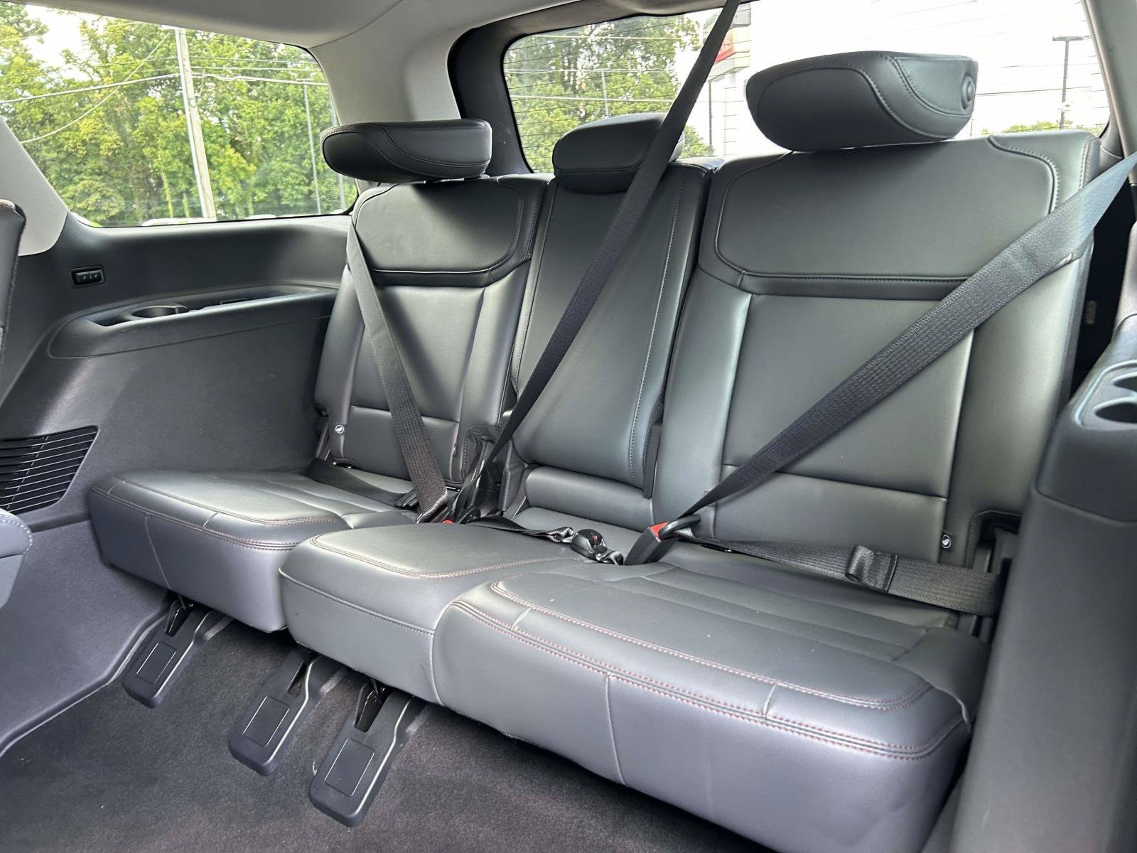 Used 2025 Ford Expedition Active RWD image 17