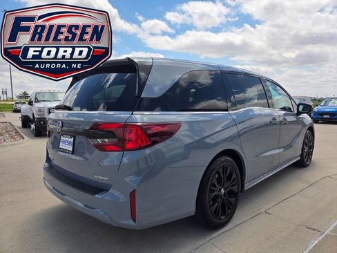 Used 2025 Honda Odyssey Sport-L image 7