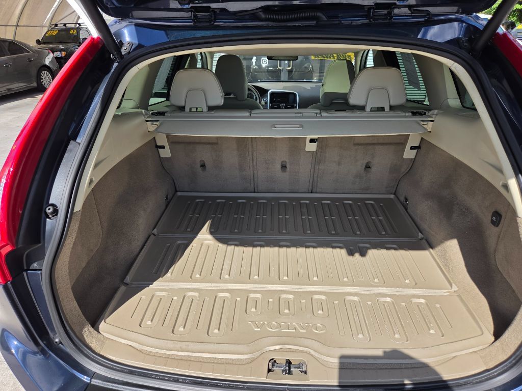 Used 2013 Volvo XC60 T6 AWD/4WD image 36