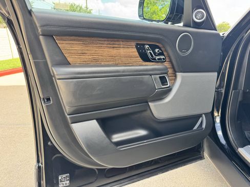 Used 2019 Land Rover Range Rover Long Wheelbase Supercharged AWD/4WD image 9