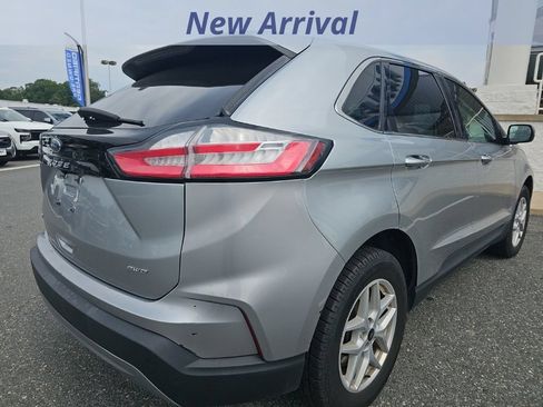 Used 2024 Ford Edge SEL AWD/4WD image 3