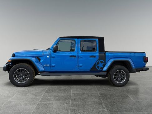 Used 2021 Jeep Gladiator Overland AWD/4WD image 3