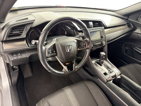 Used 2019 Honda Civic Sport image 4
