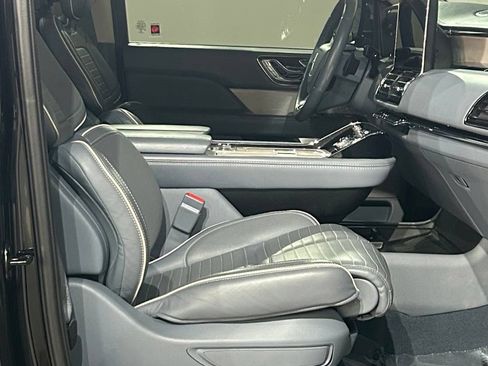 Used 2022 Lincoln Navigator Black Label AWD/4WD image 62