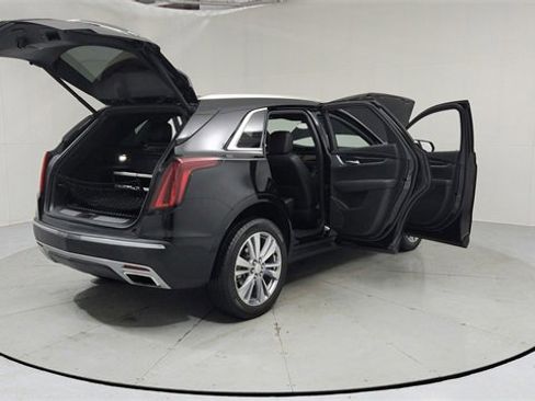 Certified 2024 Cadillac XT5 Premium Luxury w/ LPO, Floor Liner Package image 10