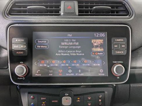 Used 2020 Nissan Leaf SV w/ SV Technology Package image 29