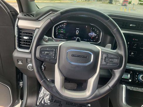 Used 2026 GMC Sierra 1500 Denali AWD/4WD image 26
