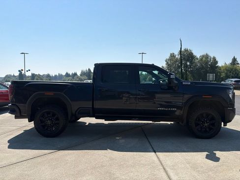 Used 2025 GMC Sierra 3500 AT4 w/ AT4 Premium Plus Package AWD/4WD image 7