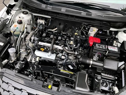 Used 2024 Nissan Kicks S image 30