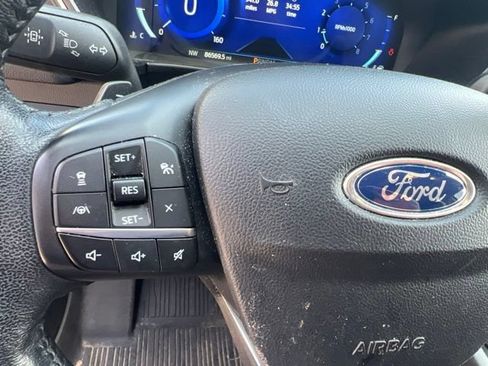 Used 2020 Ford Escape Titanium AWD/4WD image 28