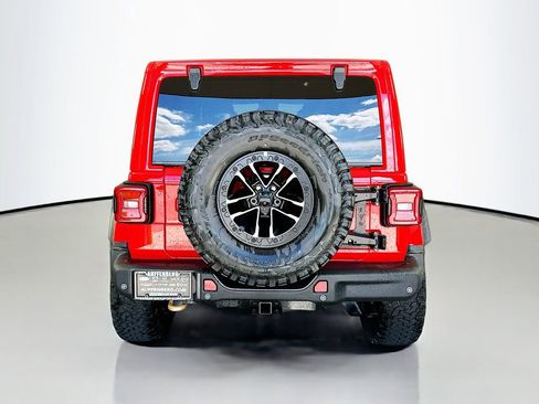 Used 2022 Jeep Wrangler Unlimited Rubicon w/ Xtreme Recon 35" Tire Package AWD/4WD image 6