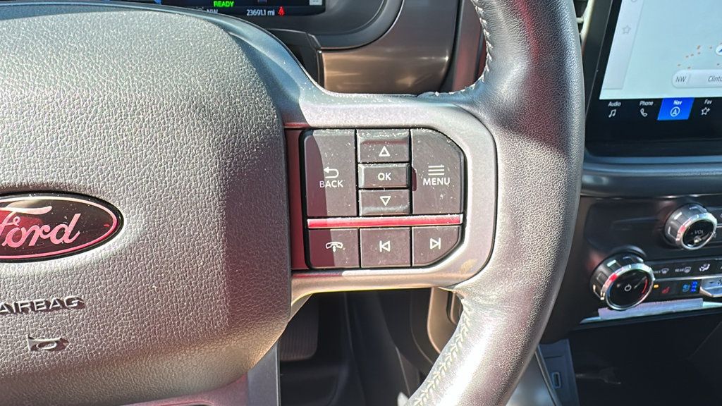 Used 2024 Ford F150 Lariat AWD/4WD image 19