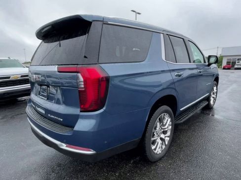 Used 2026 GMC Yukon Elevation w/ Elevation Premium Package AWD/4WD image 9