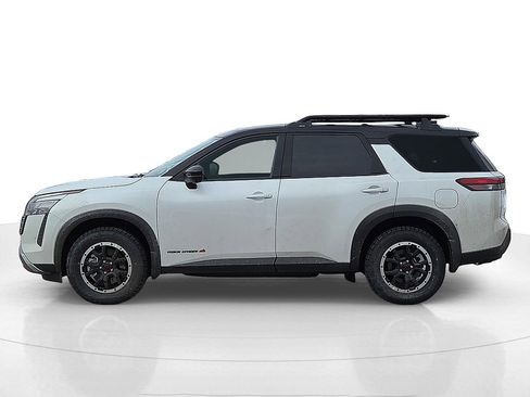 New 2026 Nissan Pathfinder SV image 3