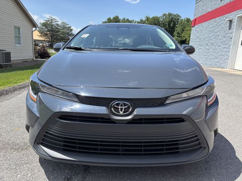 Certified 2026 Toyota Corolla LE FWD image 9