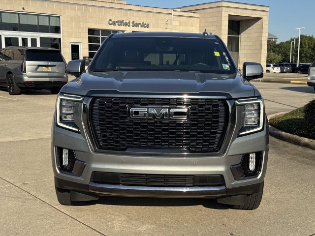Used 2024 GMC Yukon Denali Ultimate AWD/4WD image 2