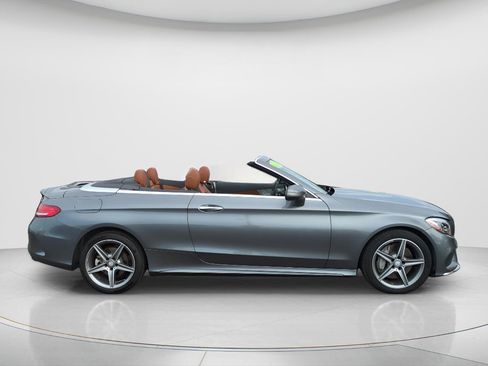 Used 2017 Mercedes-Benz C 300 4MATIC Cabriolet image 4
