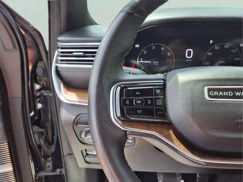 Used 2024 Jeep Grand Wagoneer L 4WD image 26