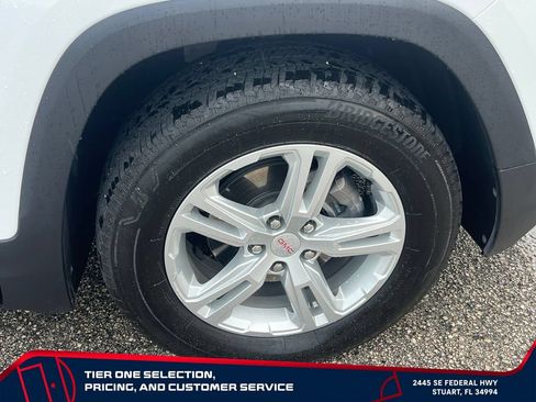 Used 2024 GMC Terrain SLE AWD/4WD image 21