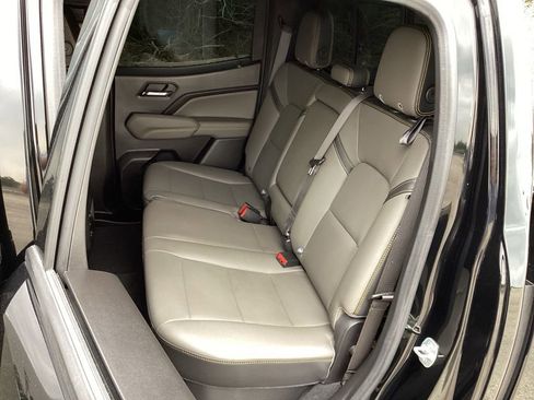 Used 2024 Chevrolet Colorado ZR2 w/ ZR2 Convenience Package III image 37