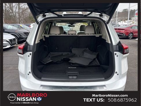 Certified 2025 Nissan Rogue SL w/ Tech Package image 13
