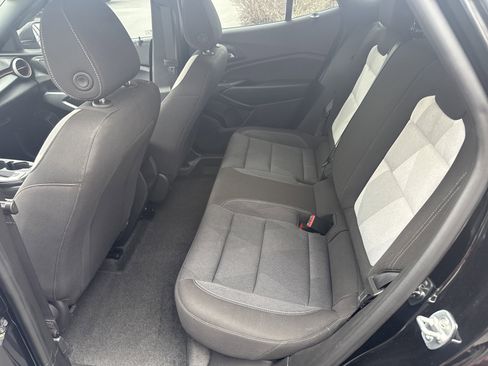 Used 2025 Chevrolet Trax RS w/ Driver Confidence Package image 13