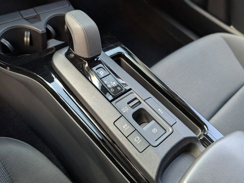 Used 2024 Toyota Prius LE image 25