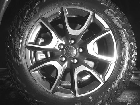 Used 2025 Jeep Compass Trailhawk AWD/4WD image 15