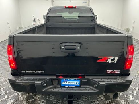 Used 2014 GMC Sierra 3500 Denali image 12