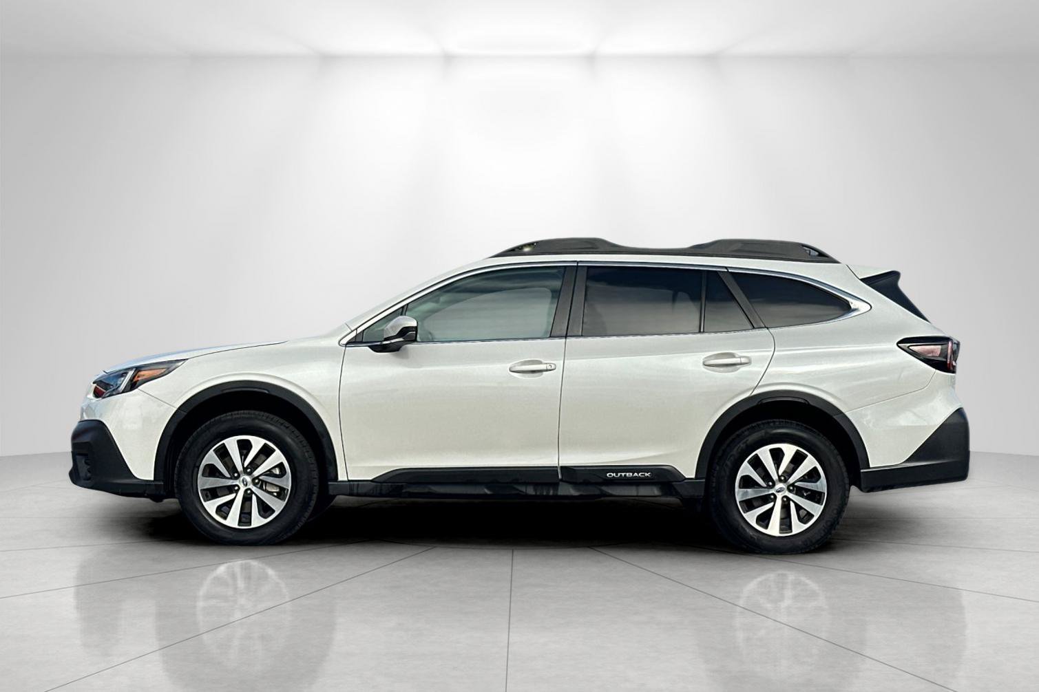Used 2020 Subaru Outback Premium w/ Popular Package #1 AWD/4WD image 6