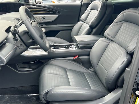 New 2026 Lincoln Nautilus Reserve AWD/4WD image 15