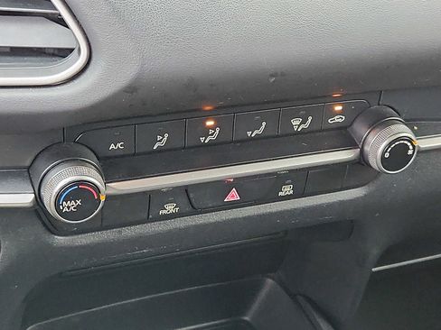 Used 2020 MAZDA CX-30 image 15