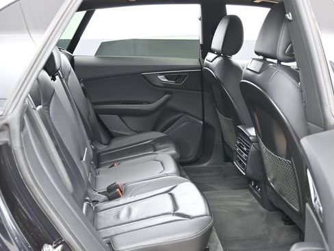 Used 2019 Audi Q8 Premium w/ Convenience Package AWD/4WD image 36
