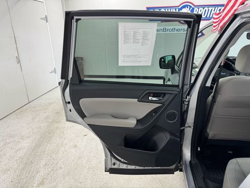 Used 2018 Subaru Forester 2.5i Limited w/ Popular Package #3B AWD/4WD image 22