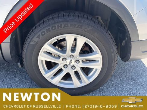 Used 2019 Ford Explorer XLT w/ Equipment Group 202A FWD image 46