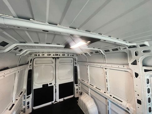 Used 2023 RAM ProMaster 2500 FWD image 26