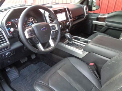 Used 2015 Ford F150 Platinum w/ Equipment Group 701A Luxury AWD/4WD image 2
