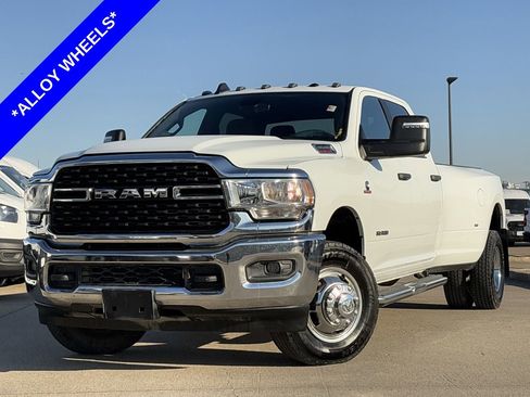 Used 2024 RAM 3500 Big Horn image 2