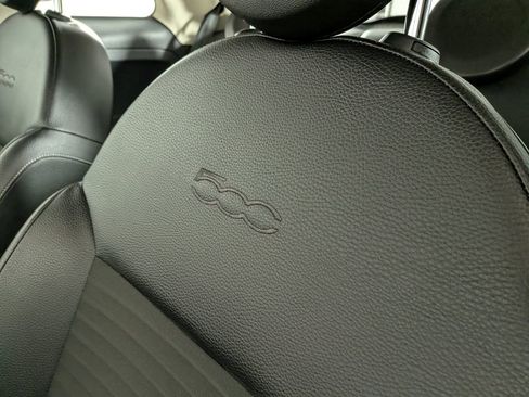 Used 2018 FIAT 500 Pop w/ Urbana Appearance Package image 16