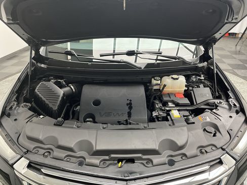 Certified 2022 Chevrolet Traverse LT w/ LPO, Floor Liner Package image 30