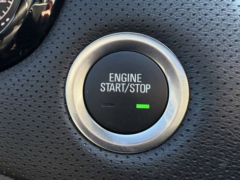 Used 2025 Cadillac XT5 Premium Luxury image 54