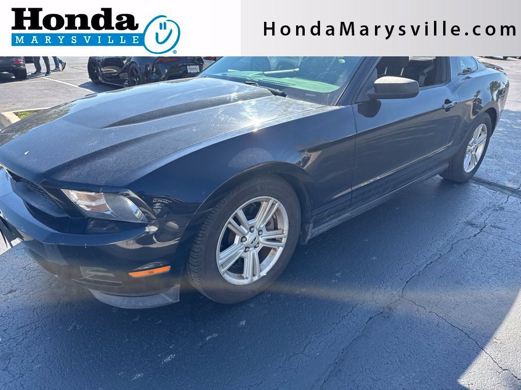 Used 2012 Ford Mustang Coupe RWD image 1